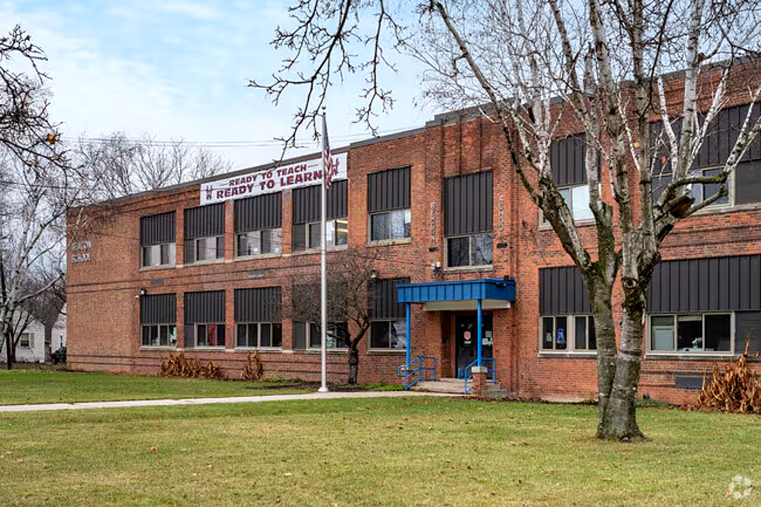 Beacon Elementary School front entrance