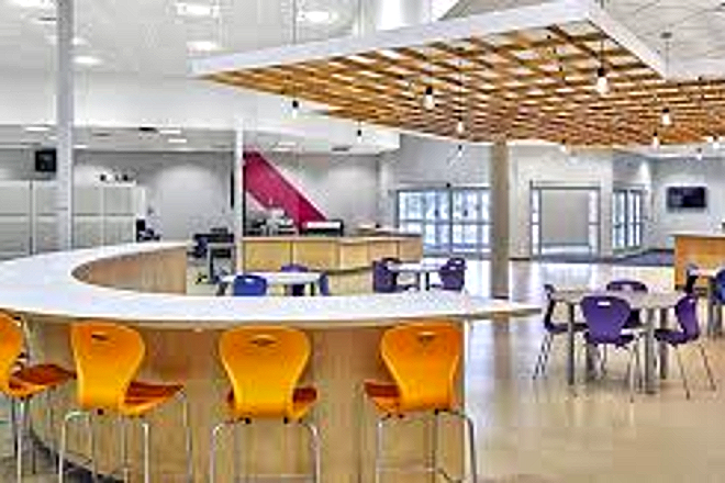 Curved collaboration counter with stool seating at CCI