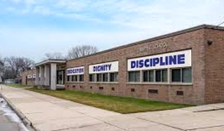Harper Woods Middle School